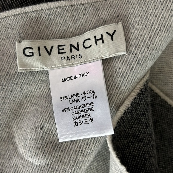 NWOT Givenchy Logo Jacquard Wool & Cashmere Scarf - Picture 5 of 7